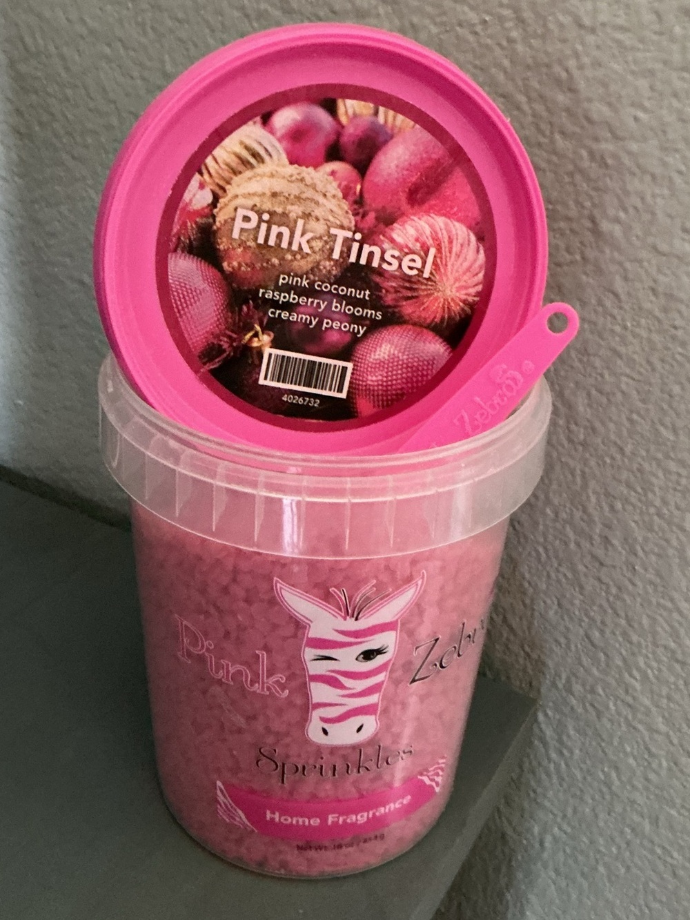 Pink Tinsel Pink Zebra Wax Melts in a 4 oz blend bag